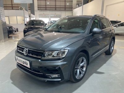 Auto Volkswagen Tiguan 1.6 TDI SCR Sport BlueMotion Technology R-Line usata in vendita presso concessionaria Autopiù Due Srl a 27.500 € - foto numero 1