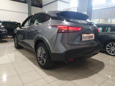 Auto Nissan Qashqai MHEV 140 CV Acenta usata in vendita presso concessionaria Autopiù Due Milano a 23.500 € - foto numero 2