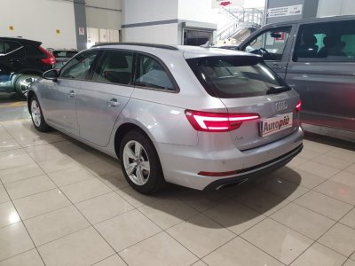 Auto Audi A4 Avant 35 TDI S tronic Business usata in vendita presso concessionaria Autopiù Due Milano a 22.300 € - foto numero 2