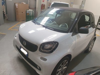 Auto Smart ForTwo Coupe 70 1.0 twinamic Passion usata in vendita presso concessionaria Autopiù Due Srl a 11.500 € - foto numero 1