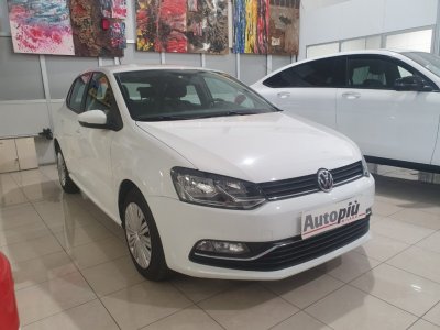 Auto Volkswagen Polo 1.2 TSI 5p. Comfortline BlueMotion Technology usata in vendita presso concessionaria Autopiù Due Milano a 10.700 € - foto numero 3