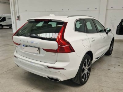 Auto Volvo XC60 T6 Recharge Plug-in Hybrid AWD Inscription Express usata in vendita presso concessionaria Autopiù Due Milano a 38.900 € - foto numero 2