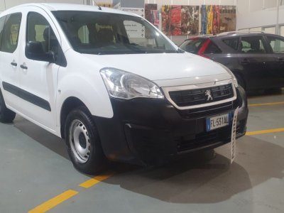 Auto Peugeot Partner Tepee Tepee Mix BlueHDi 75 Access usata in vendita presso concessionaria Autopiù Due Milano a 9.200 € - foto numero 3