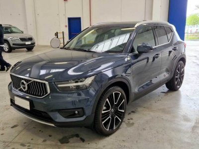 Auto Volvo XC40 T5 Recharge Plug-in Hybrid Inscription usata in vendita presso concessionaria Autopiù Due Srl a 34.900 € - foto numero 1