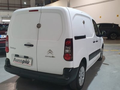 Auto Citroen Berlingo 1.6 HDi 90CV FAP Van 3 posti Club L1 usata in vendita presso concessionaria Autopiù Due Milano a 6.100 € - foto numero 2