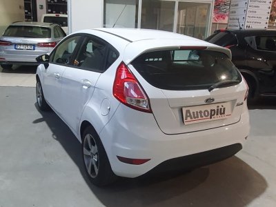 Auto Ford Fiesta 1.5 TDCi 75CV 5 porte Business N1 usata in vendita presso concessionaria Autopiù Due Milano a 4.900 € - foto numero 2