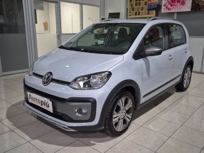 Auto Volkswagen Up 1.0 TSI 90 CV 5p. cross up! usata in vendita presso concessionaria Autopiù Due Srl a 11.700 € - foto numero 1