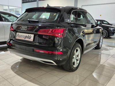 Auto Audi Q5 35 TDI quattro S tronic Business Sport usata in vendita presso concessionaria Autopiù Due Milano a 31.500 € - foto numero 2