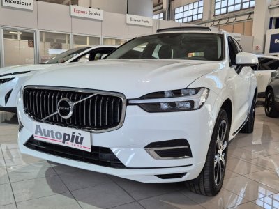 Auto Volvo XC60 T6 Recharge Plug-in Hybrid AWD Inscription Express usata in vendita presso concessionaria Autopiù Due Srl a 37.300 € - foto numero 1