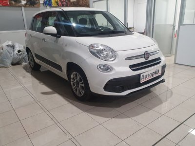 Auto Fiat 500L 1.3 Multijet 95 CV usata in vendita presso concessionaria Autopiù Due Milano a 13.800 € - foto numero 3