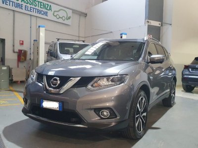 Auto Nissan X-Trail 1.6 dCi 2WD Tekna aut usata in vendita presso concessionaria Autopiù Due Srl a 16.800 € - foto numero 1